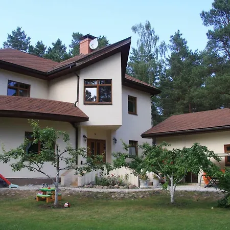 Saulesdarzs Hébergement de vacances